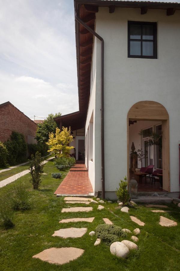 Elma Guesthouse Alba Iulia Exterior photo